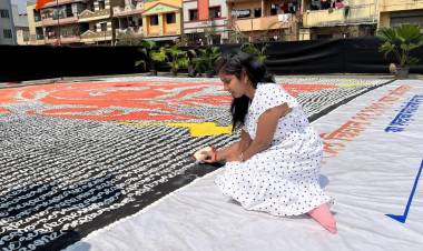 भोसरीत साकारली शिवरायांची ४० फुटी रांगोळी  