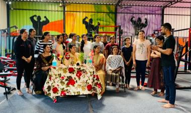 जागतिक महिला दिनानिमित्त कुंदाताईंचा सन्मान