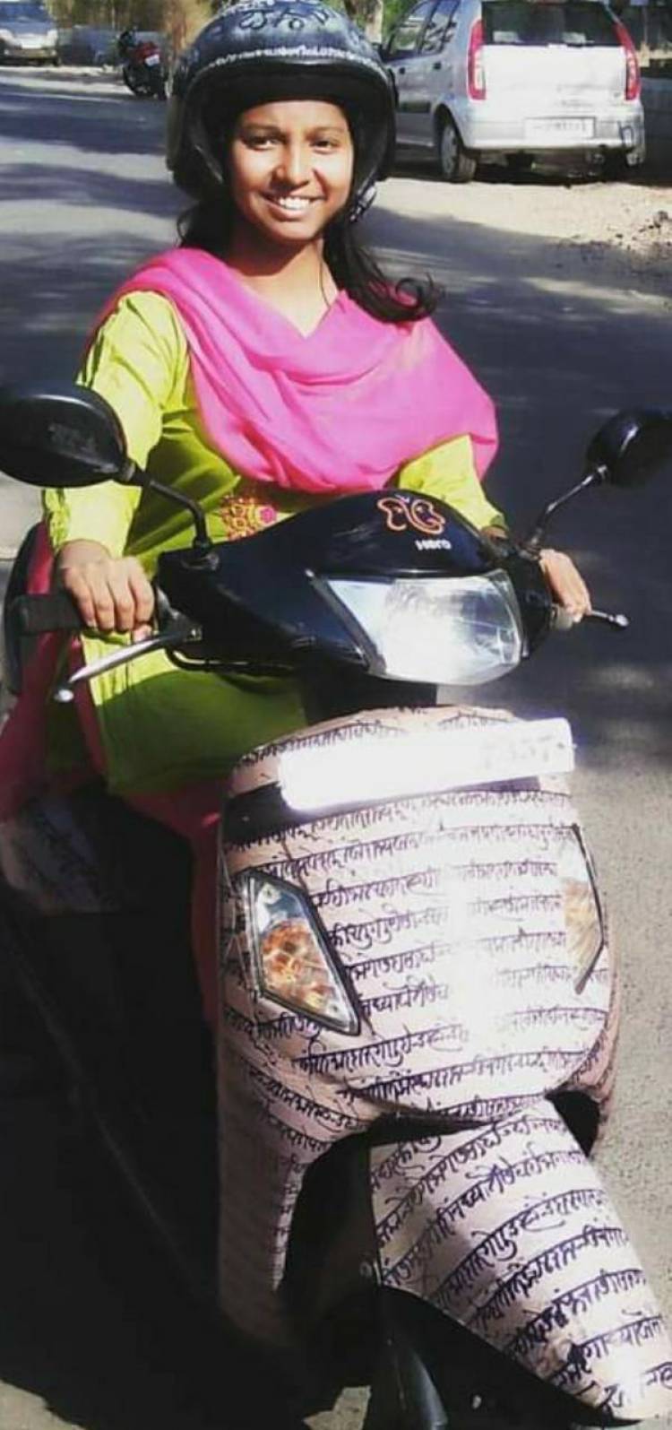 मोडी लिपीचे जतन करणारी 'मोडी गर्ल'