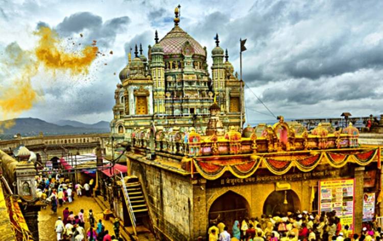 कोरोना संसर्ग टाळण्यासाठी जेजुरीच्या श्री मार्तंड देवसंस्थानने घेतला मोठा निर्णय 