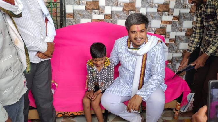 लोकांसाठी अधिक जोमाने काम करण्यास बळ मिळालं - रोहित पवार 