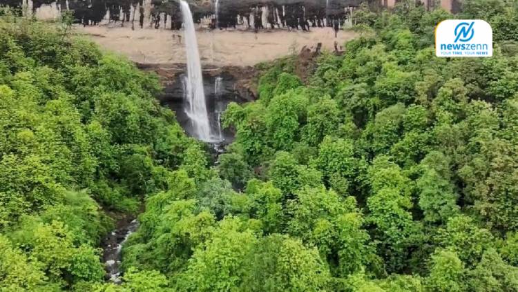 स्वर्गापेक्षा सुंदर, रायगड जिल्ह्यातील धपकी धबधबा प्रवाहित, पर्यटकांची गर्दी